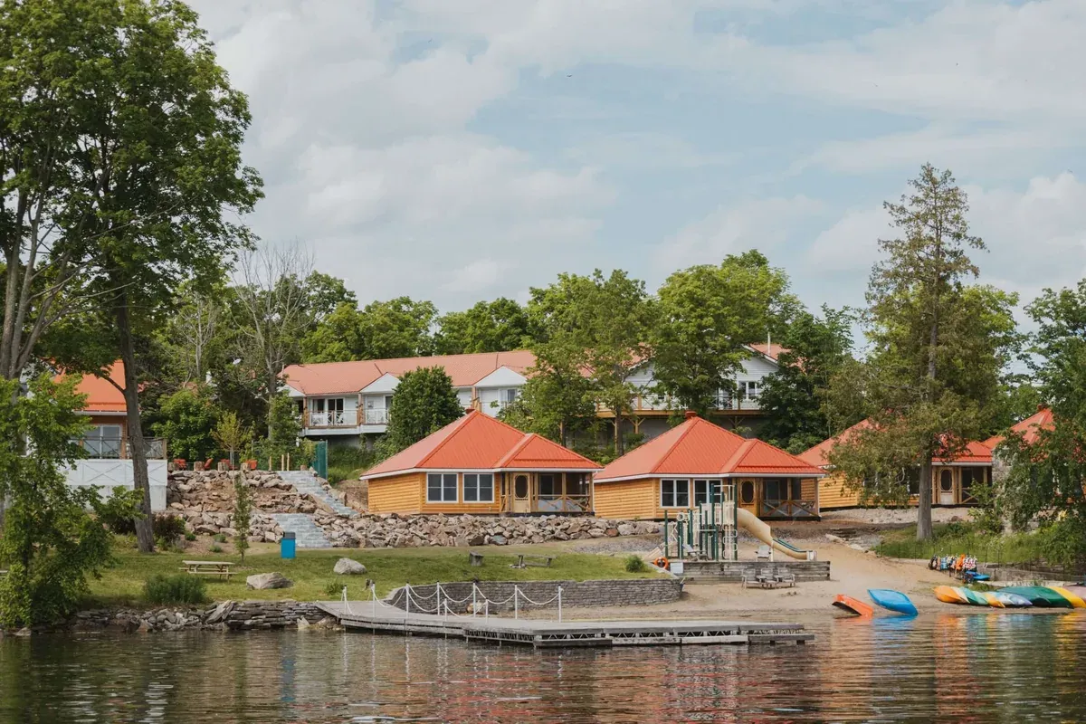Viamede Resort waterfront location